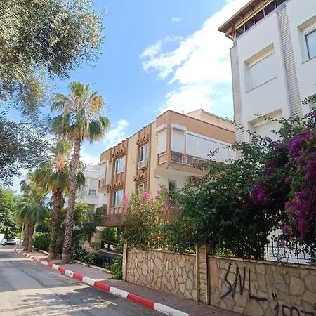 Lara'da Modern Bir Vaha 公寓 *
